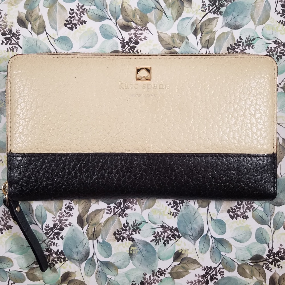 Kate Spade Ivory/Black Wallet